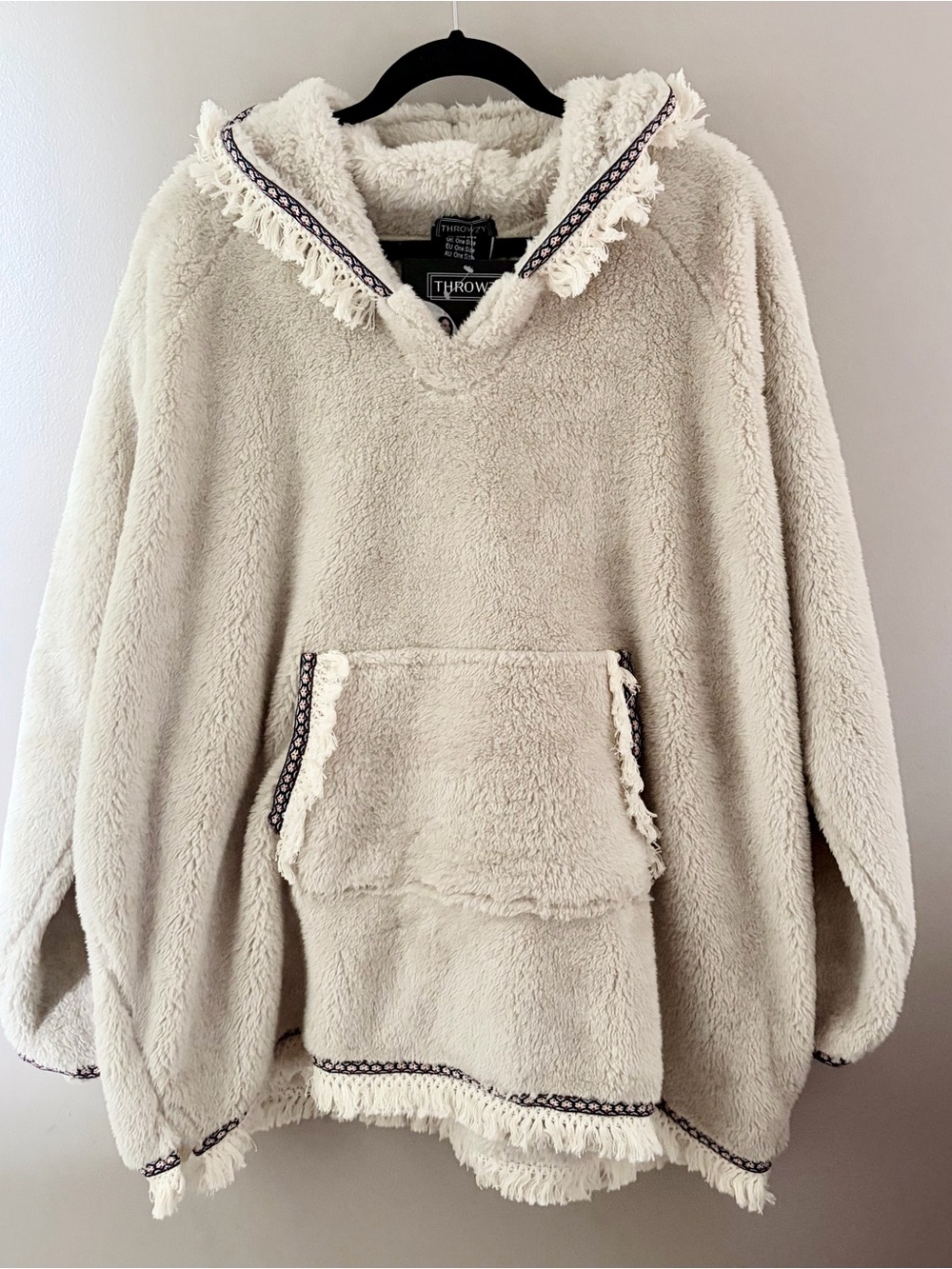 Throwzy Womens Oversized Fleece Hooded Poncho Fringe Cream One Size NWT